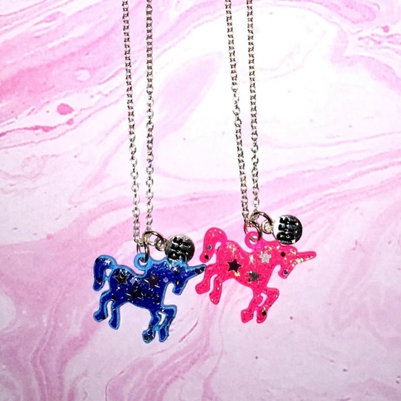 BNWT, Claire’s Best Friends Glitter Unicorn Pendant Necklaces. - Picture 2 of 5